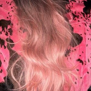 Women's Pink wig